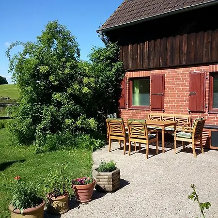 Hof Bais - Komfort Ferienhaus *