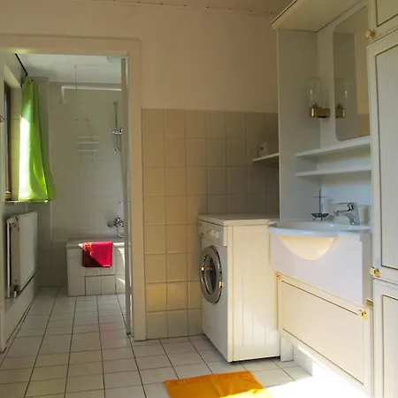 Hof Bais - Komfort Ferienhaus Appartement Malente